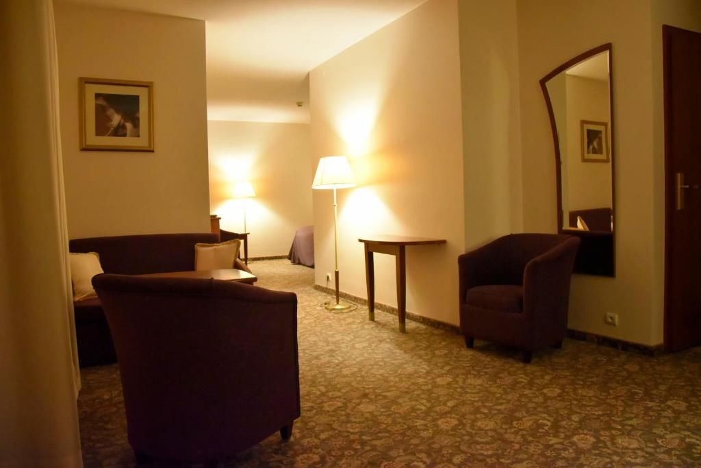 Отель Hotel Amaryllis Сважендз-55