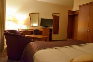 Отель Hotel Amaryllis Сважендз Двухместный номер с 1 кроватью-1