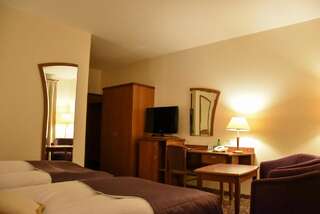 Отель Hotel Amaryllis Сважендз Стандартный двухместный номер с 2 отдельными кроватями-4